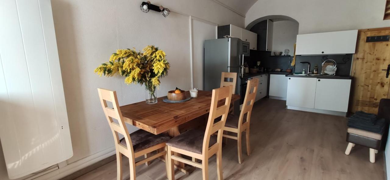 Superbe Appartement 2 Pieces A 2 Pas De La Plage,Dans La Vieille Ville مينتون المظهر الخارجي الصورة